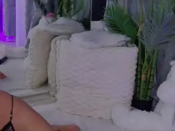 Chaturbate Live Sex Cam of isabelleethan