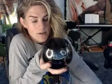 Chaturbate Adult Webcam of katiecutie_5