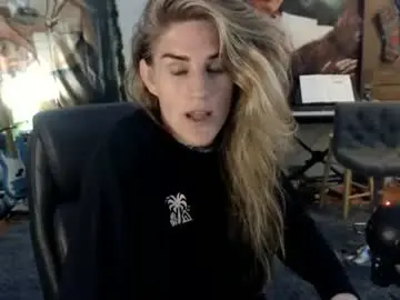 Chaturbate Sex Cam of katiecutie_5