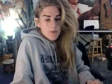 Chaturbate Sex Cam of katiecutie_5
