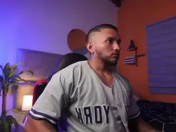 Chaturbate Live Sex of maximusclark