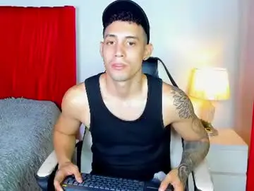 Chaturbate Sex Chat of dominyck_