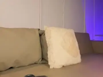 Chaturbate Live Sex Cam of saradiamondss