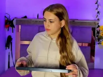 Chaturbate Watch Live Sex Cams of natasha_adams___