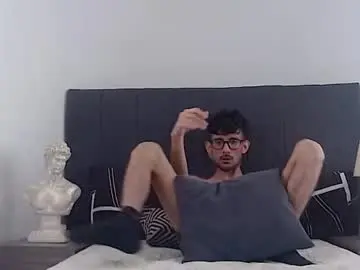 Chaturbate Free Porn Cam of sasuke_bigcock