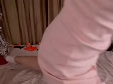 Chaturbate Live Sex Cam of yoursweetsoul