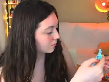 Chaturbate Live Sex Cam of alluringeyess