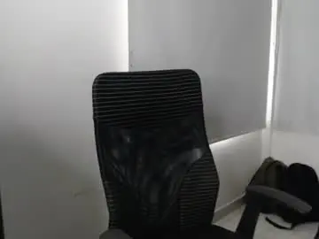 Chaturbate Watch Live Sex Cams of harold_18_
