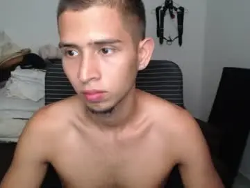 Chaturbate Watch Live Sex Cams of harold_18_