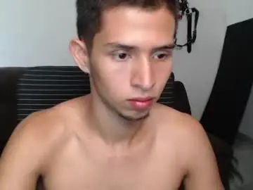Chaturbate Live Sex of harold_18_
