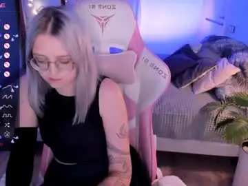 Chaturbate Sex Cam of lunarglow_