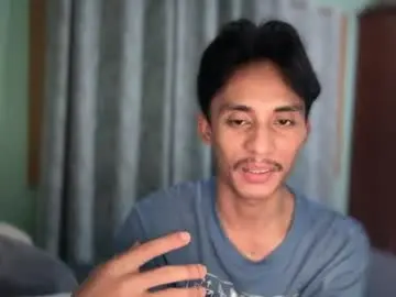 Chaturbate Nude Webcam of twink_hairyass69