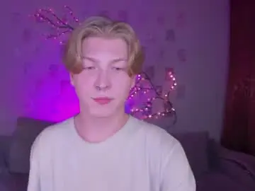 Chaturbate Sex Cam of themikesever