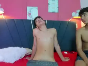 Chaturbate Live Porn of zan_18
