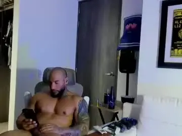 Chaturbate Adult Video Chat of andrewjohnson0