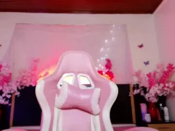 Chaturbate Best live sex cam show of emma_ayala