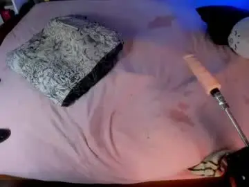 Chaturbate Live Sex Cam of jess_lui