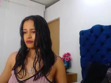 Chaturbate Live Sex Cam of lili666_