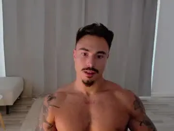Chaturbate Live Porn of master_lukass