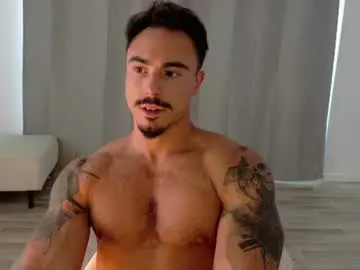 Chaturbate Adult Video Chat of master_lukass