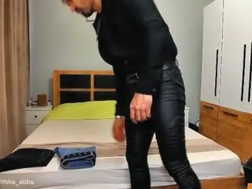 Chaturbate Private Sex Chat of mikestrip