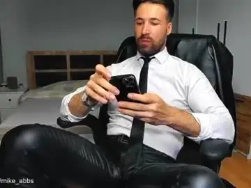 Chaturbate Live Porn of mikestrip