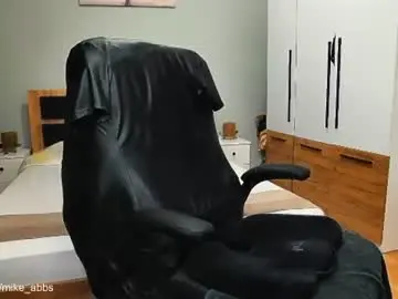 Chaturbate Best Webcam of mikestrip
