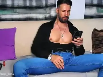 Chaturbate Nude Webcam of mikestrip