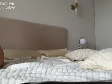 Chaturbate Live Porn of enchant_baby_