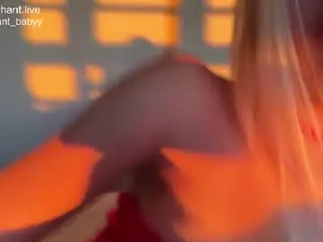 Chaturbate Free Porn Cam of enchant_baby_