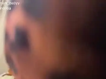 Chaturbate Free Porn Cam of enchant_baby_