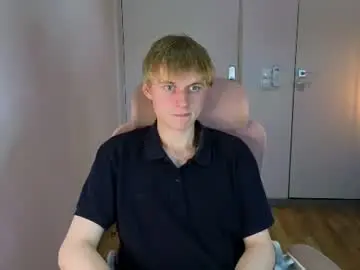Chaturbate Sex Chat of avenrey