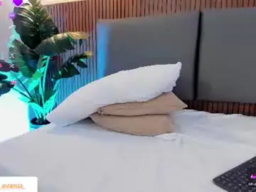 Chaturbate Sex Chat of nicolleevan_