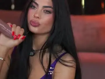 Chaturbate Watch Live Sex Cams of ravennadarcy