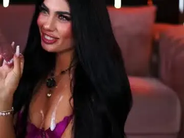 Chaturbate Best Webcam of ravennadarcy