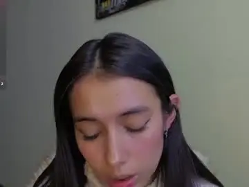 Chaturbate Live Porn of vallery_evanss