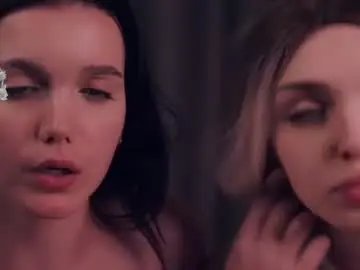 Chaturbate Sex Cam of vivid_girls
