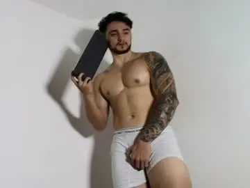 Chaturbate Sex Chat of latinboyvip_