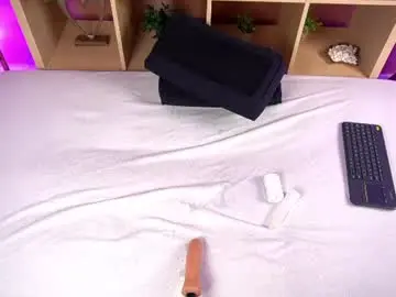 Chaturbate Nude Webcam of raquel_lust