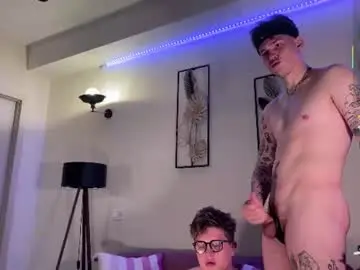 Chaturbate Live Sex Cam of twoguyspleasure