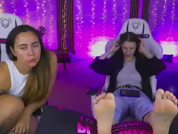 Chaturbate Sex Chat of viola_054