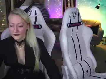 Chaturbate Live Porn of viola_054