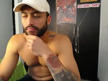 Chaturbate Sex Chat of claybrown_