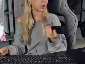 Chaturbate Adult Video Chat of maoqibeverly