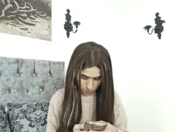 Chaturbate Best live sex cam show of bella_poisonous
