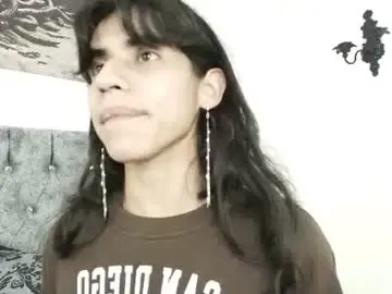 Chaturbate Adult Webcams of bella_poisonous