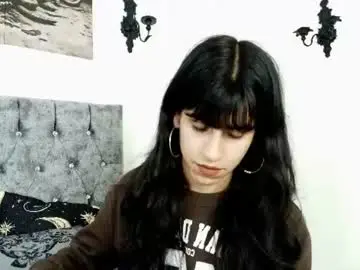Chaturbate Adult Video Chat of bella_poisonous