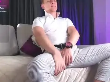 Chaturbate Nude Webcam of night_wwwolf
