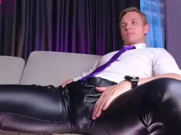 Chaturbate Adult Webcam of night_wwwolf