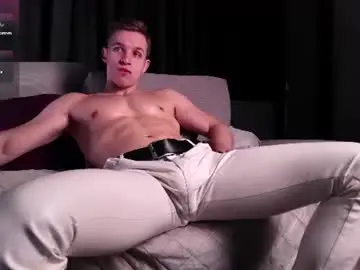 Chaturbate Sex Cam of night_wwwolf